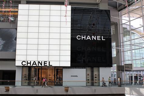 comptoir chanel a la baie|CHANEL .